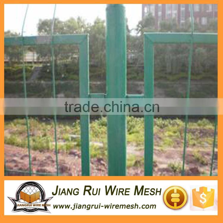 welded wire mesh fencing