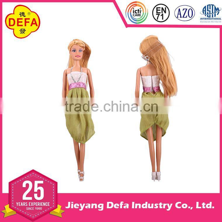 OEM cheap small plastic toys dolls