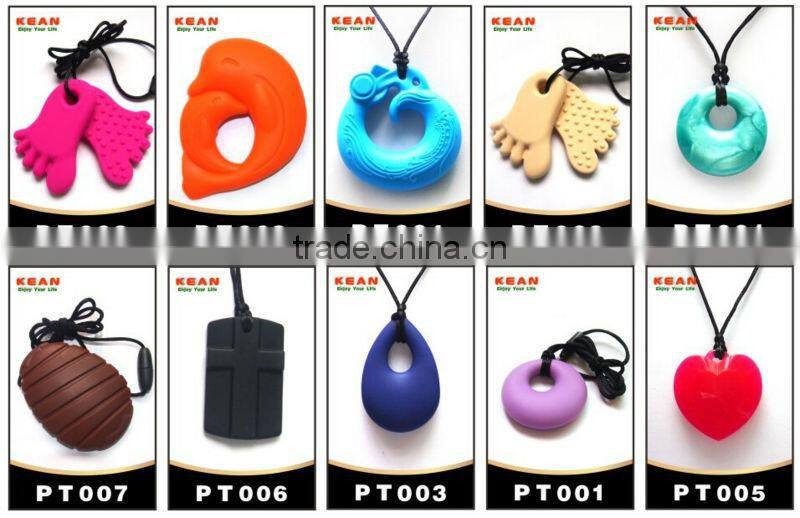 Fashion FDA mom wearing silicone bond teether pendant