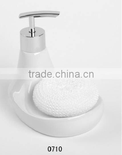 2016 New Unique ceramic liquidsoap dispenser with sponge