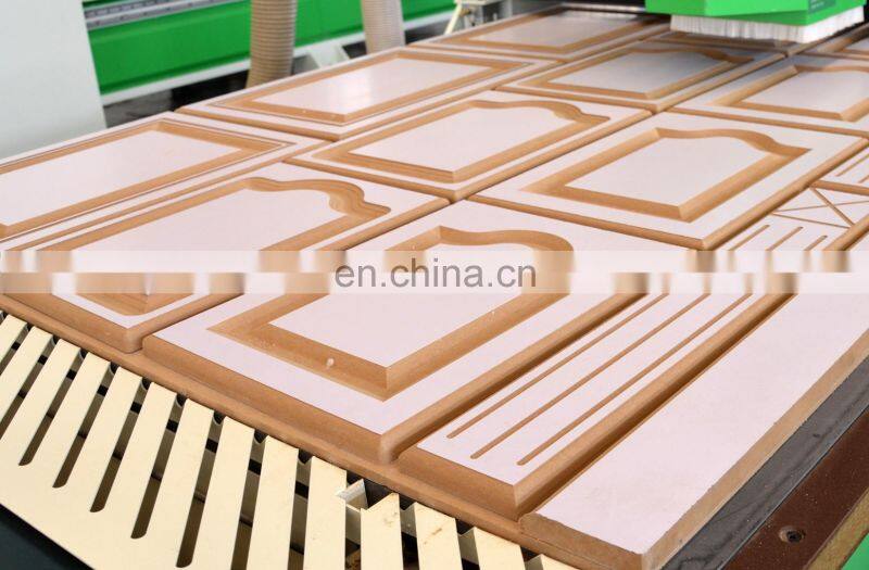 ATC automatic loading unloading panel woodworking Cabinet for furniture wood cnc router 1325