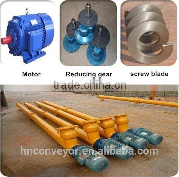 Vertical screw conveyor machine