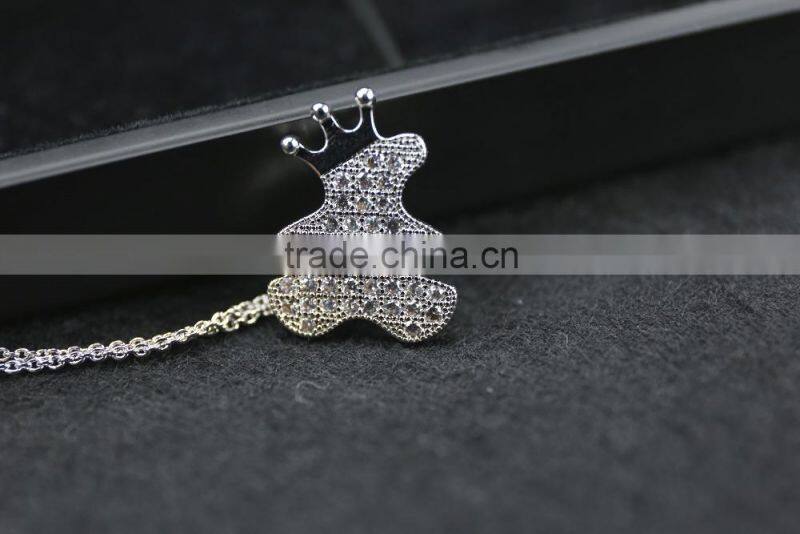 Trending jewelry accessories finding Cute King Smurf Cartoon pendant Necklace Children gift necklace