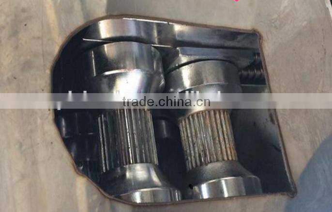 2016 hot sale Sugarcane peeling skine removing machine