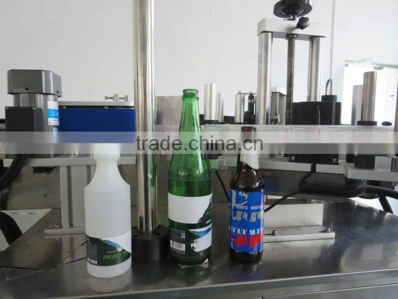wine and beverage labeling machine