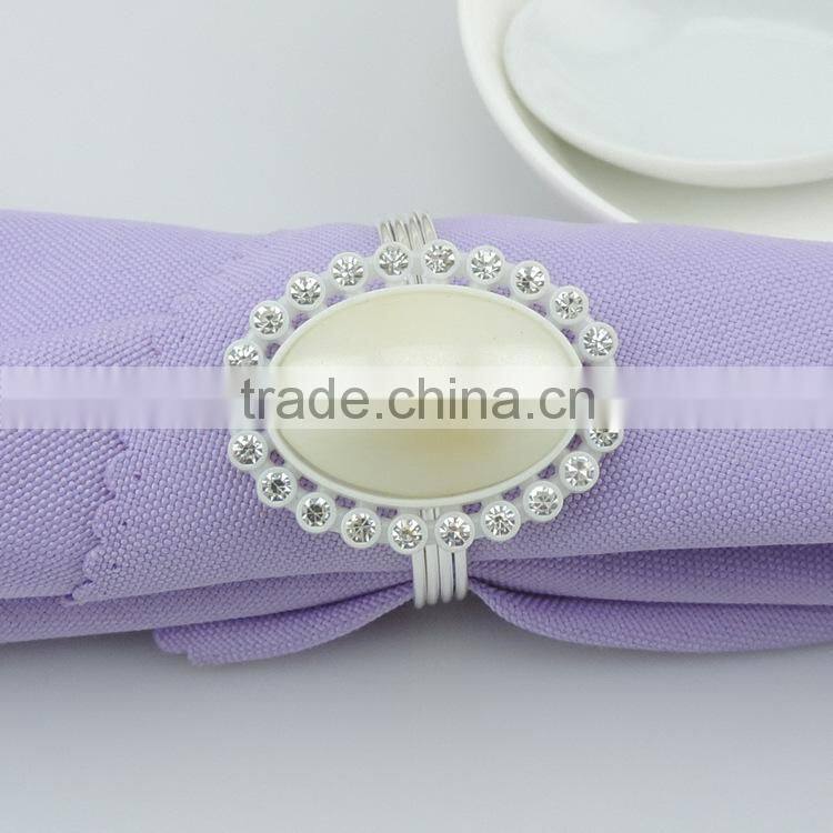 fashionable Table Decoration & Accessories Type crystal zinc alloy white flower shape napkin ring