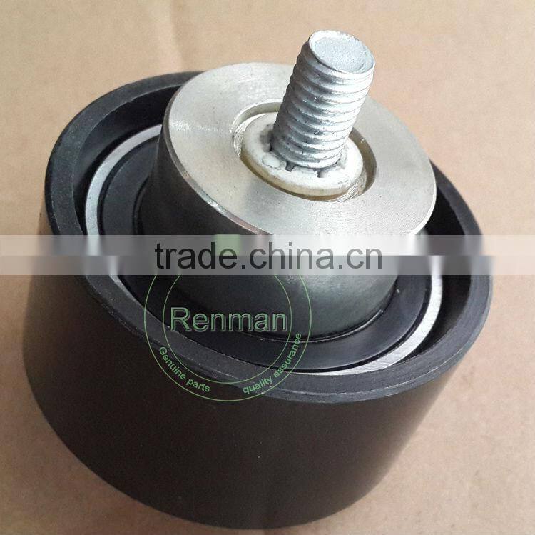 Diesel Engine Parts Pulley Idler Shaft 5256369
