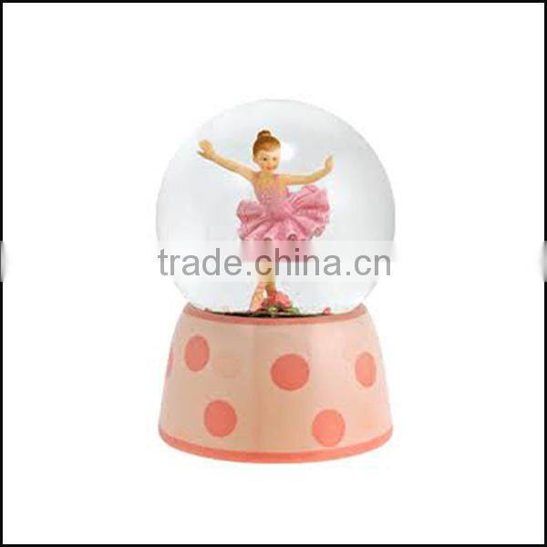 2015 hot souvenir london style resin snowglobe