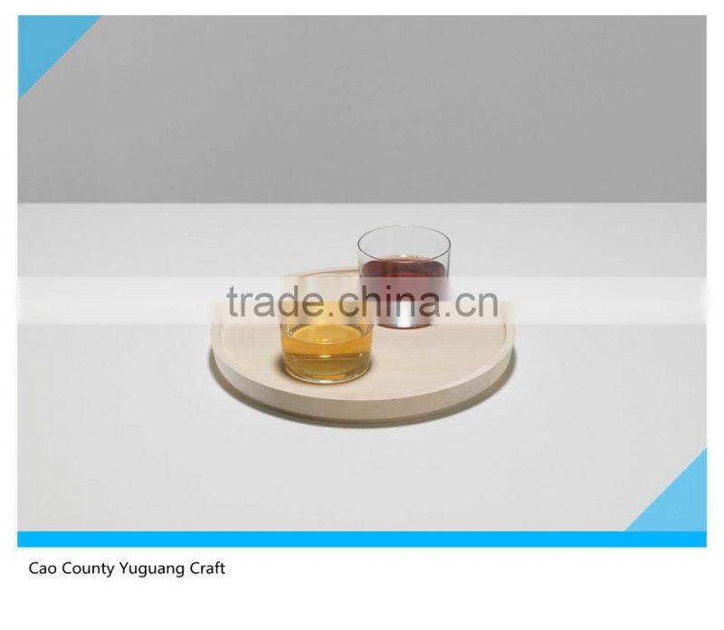 set of 4 round natural wooden plates for food