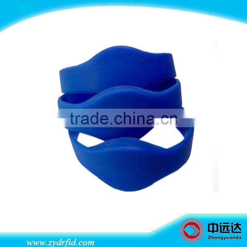 UHF Silicone RFID wristband for water park