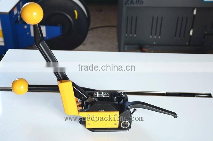 manual mini round hand baler machine