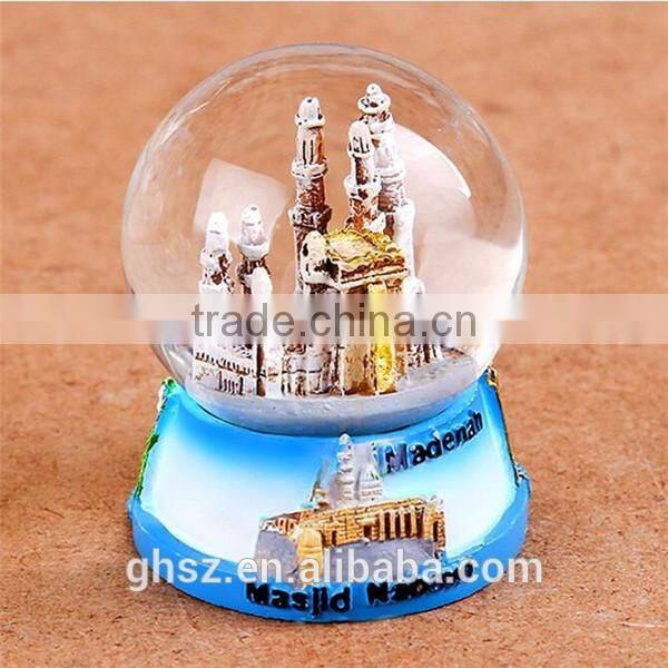 Custom tourist souvenir gift resin Armenia noravank snow globes