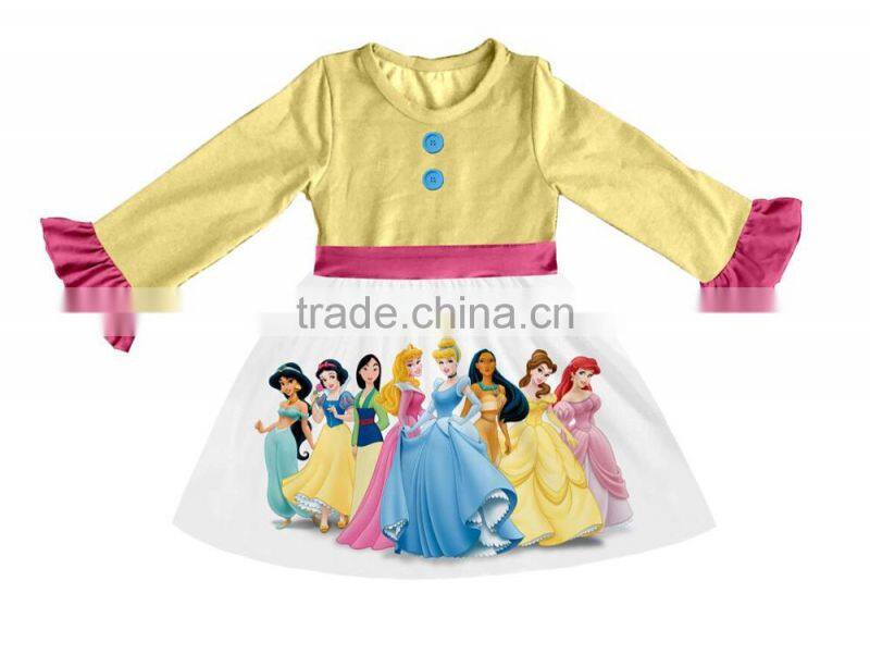 Printed with a beautiful pattern with the girl's dream of the same beautiful and generous cotton princess Christmas dress