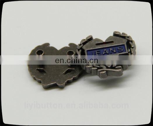 wholesale custom metal button in garment, circle painted clothing label