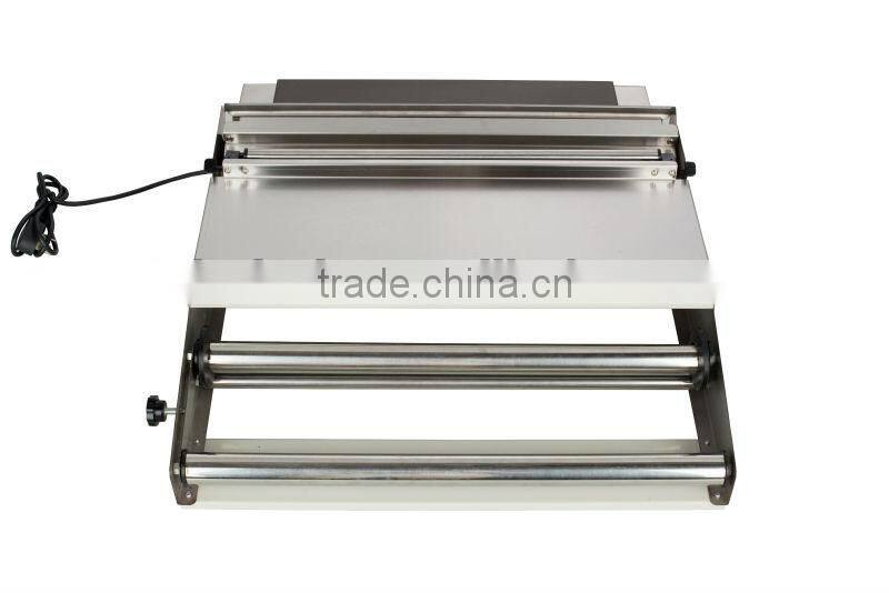 Cling film wrapping machine