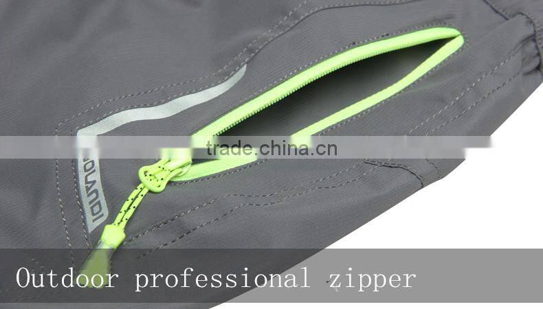 The boy's outdoor leisure pants of quick-drying wind proof antistatic