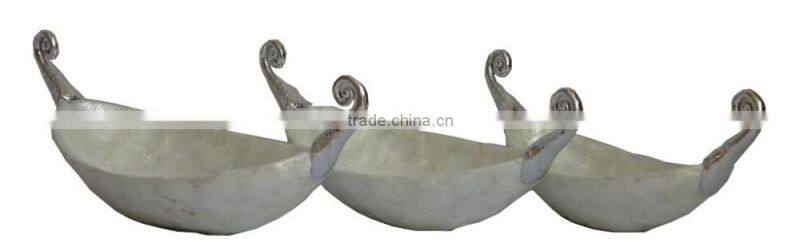 Seashell boat craft and fruit plate