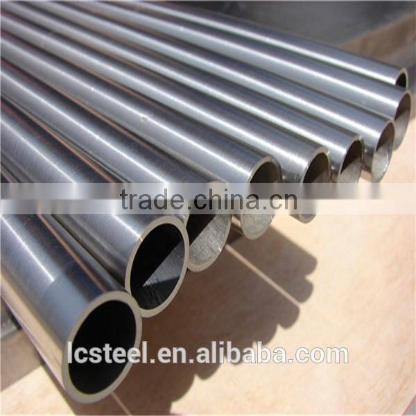 WELDED ROUND SECTION SHAPE STEEL PIPE PRICE