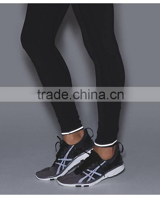 Custom fashion style breathable yoga pants for women in fitness sportswear hot in 2016
