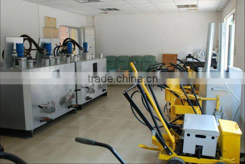Gguangzhou TOP WAY Traffic TW-BM Zebra crossing hot melt marking machine
