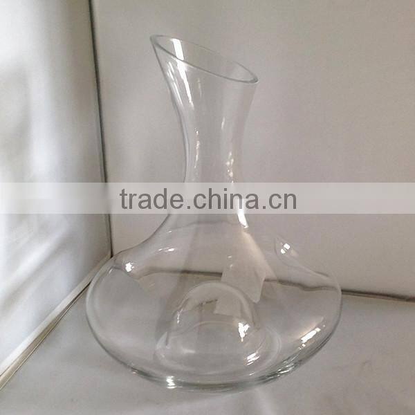 2014 new design antique design with hole design wine decanter