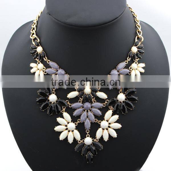 Leaf Flower Vintage Choker Collar Pendant Statement Necklace Women Necklaces & Pendants Fashion Necklaces for Women 2014