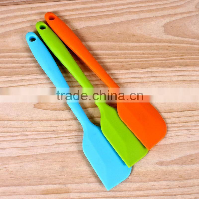 Mini style 2016 new Commercial Grade Kitchen colorful and wood handle Utensils SILICONE Cooking Shovel Set NY82