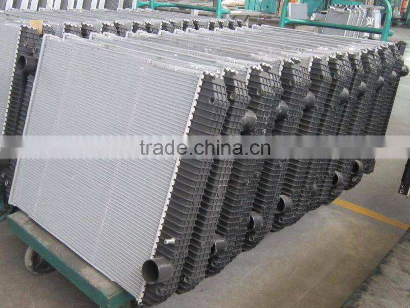 New design heavy duty truck radiator for volvo made in China