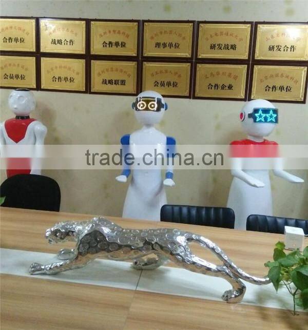 Smart humanoid service transportation restaurant robot