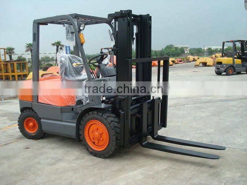 16.0-18.0 Ton Hydraulic Forklift for transportation in warehouse