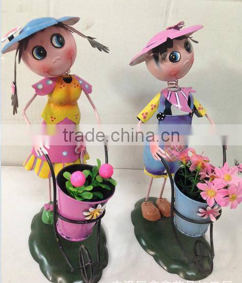 2015 newest design girl boy garden decoration metal girl flower pot metal bog flower pot metal flower pot