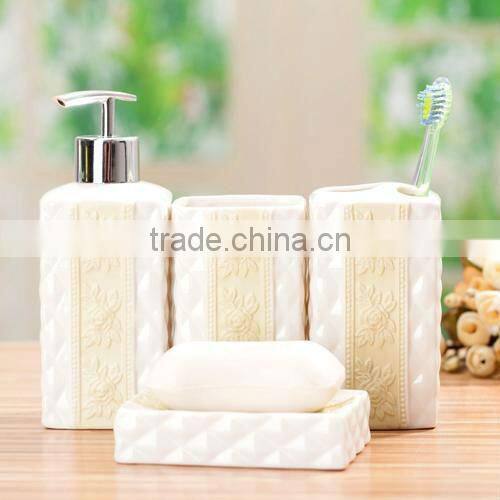 4pcs Ceramic bath room accessory