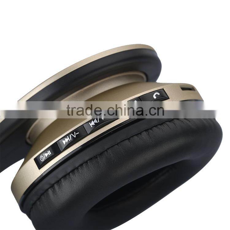 Wireless Headphone with inserting SD card to play MP3