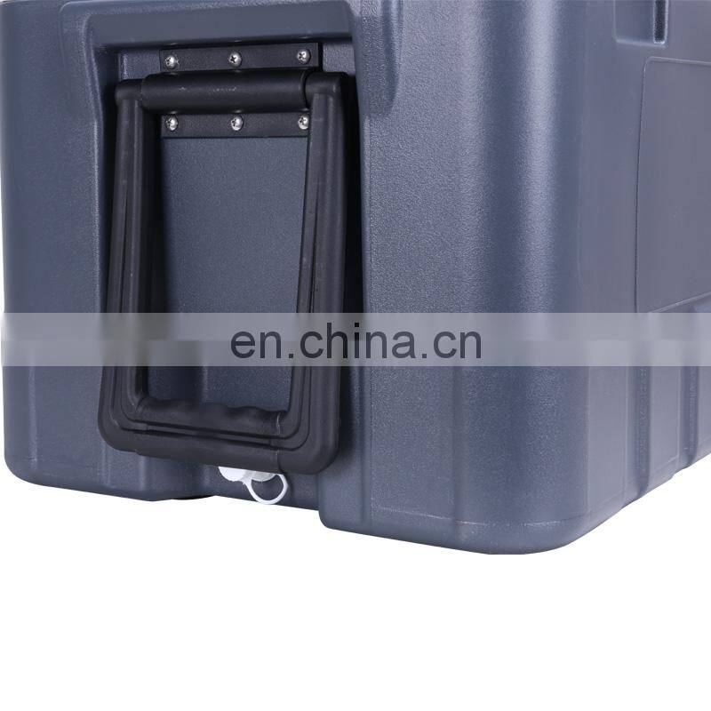 GINT 65L Hot Selling Beach Party Fishing Ice Chest Big Cooler Box with Wheels