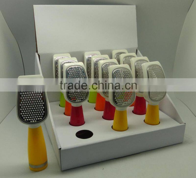PLASTIC KITCHEN TOOL GRATER