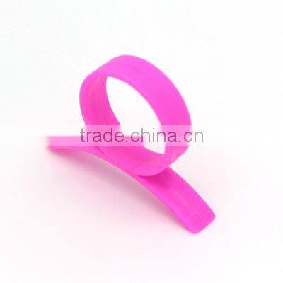 Round Orange (Citrus Fruit) Peelers