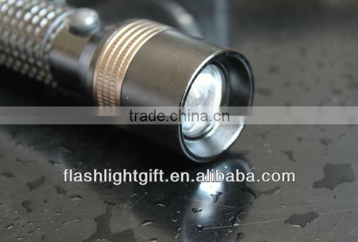 XPE LED Rechargeable cree zoom flashlight