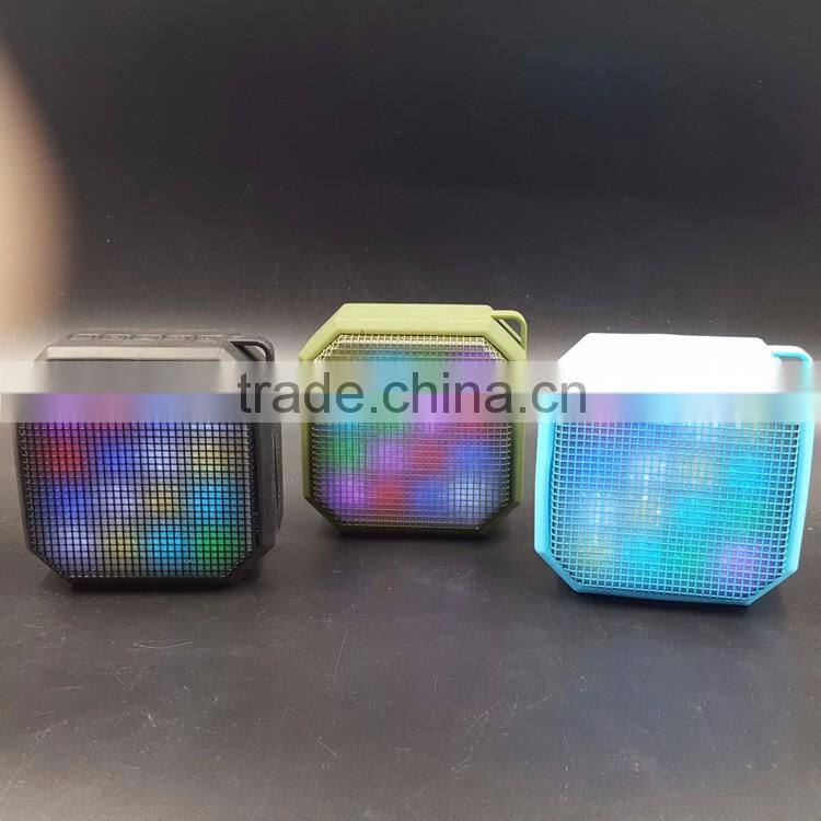 Top selling wireless lamp bluetooth speaker Shower Sport Rich Bass