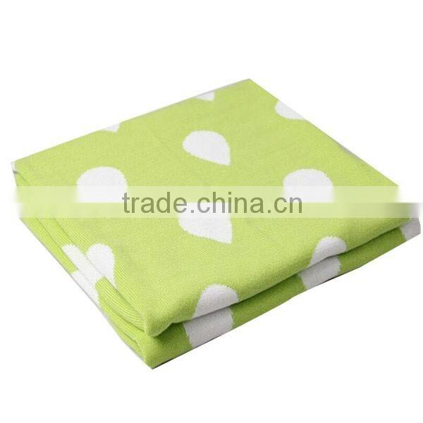 Salable mon & baby fashion shawl outdoor wool quilt