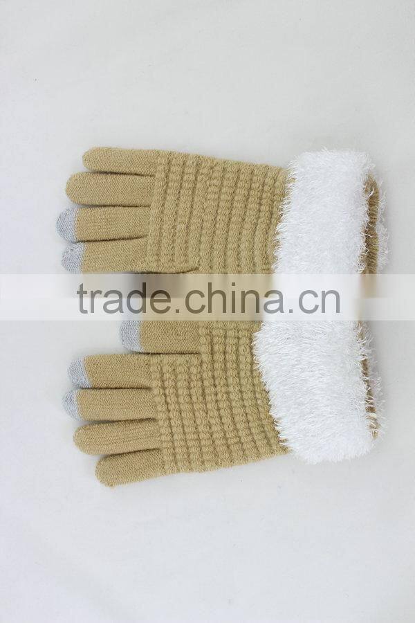 Winter warm touchscreen glove with three conductive fingertips for smart phone