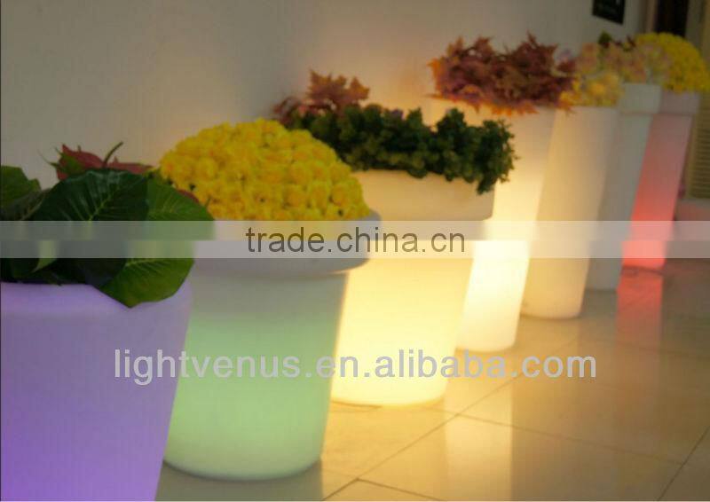 Glowing in the dark flower planter led garden lamp