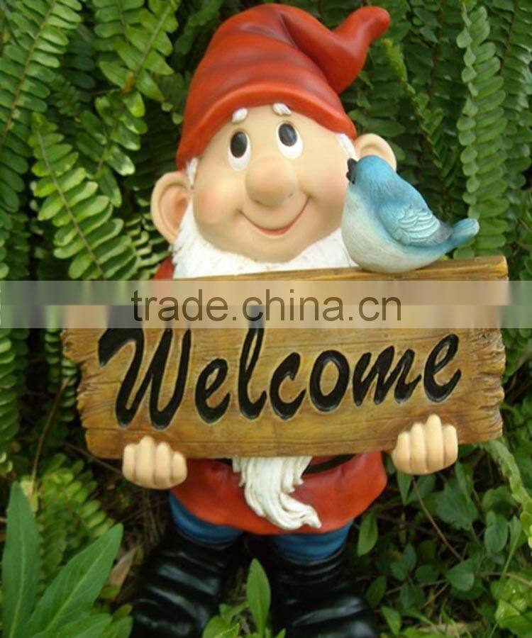 Popular cute resin small garden decoration gnome figurines wholesale