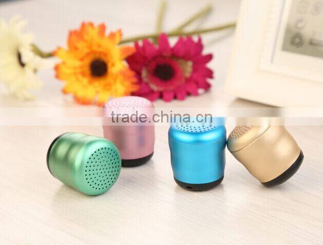 bluetooth wireless music mini portable bluetooth speaker with Self-timer for iphone ipad samsung