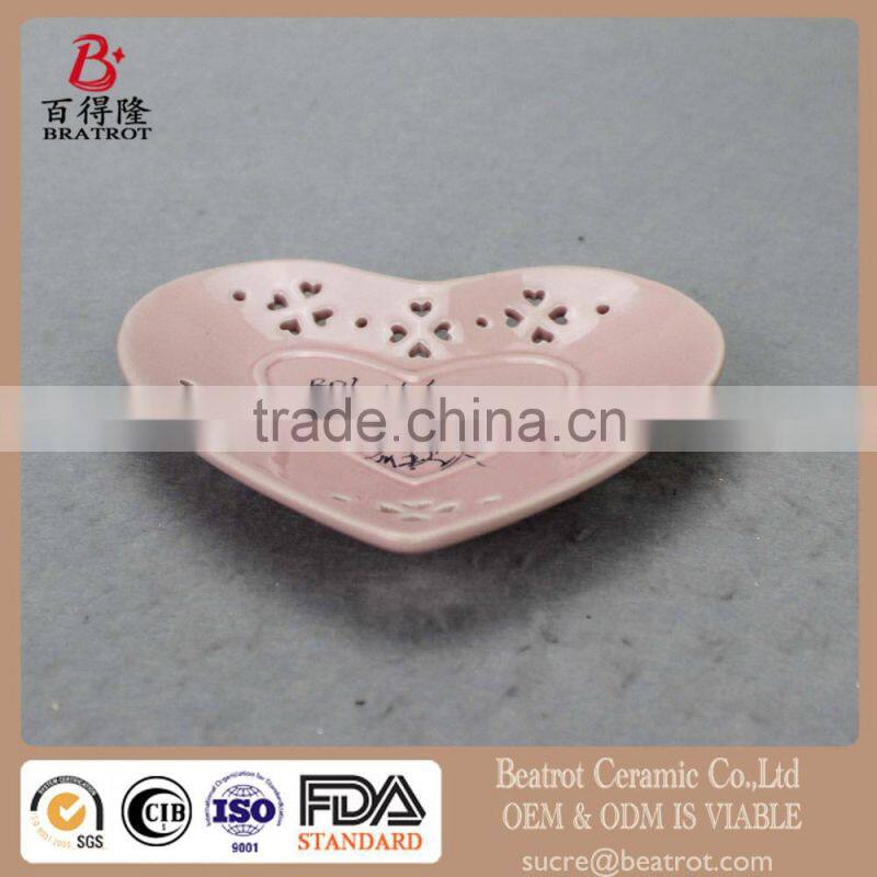 Beatrot White Ceramic Soap Dish