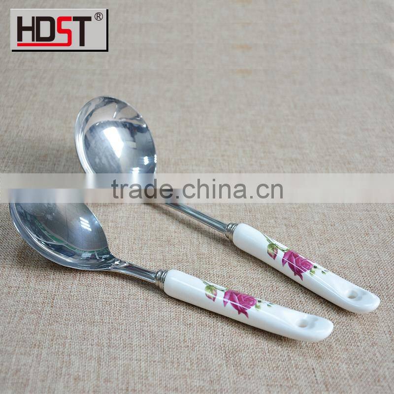 Popular color hot selling ceramic handle stainless cutlery and crockery handle flatware