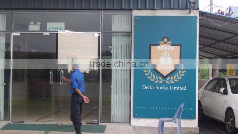 2015 custom design knee high crew man argyle cotton socks high quality