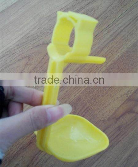 Automatic plastic poultry drinker drip cup/Poultry Drinker Hanging Drip Cups