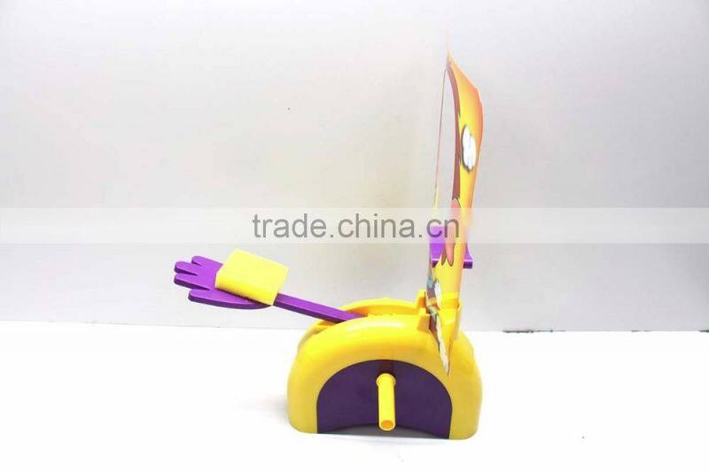 2016 New Rocket Games Pie Face Funny Ecxiting Plastic Game Toy Pie Face