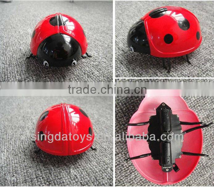 4 Channel remote control cartoon lovely bee insect