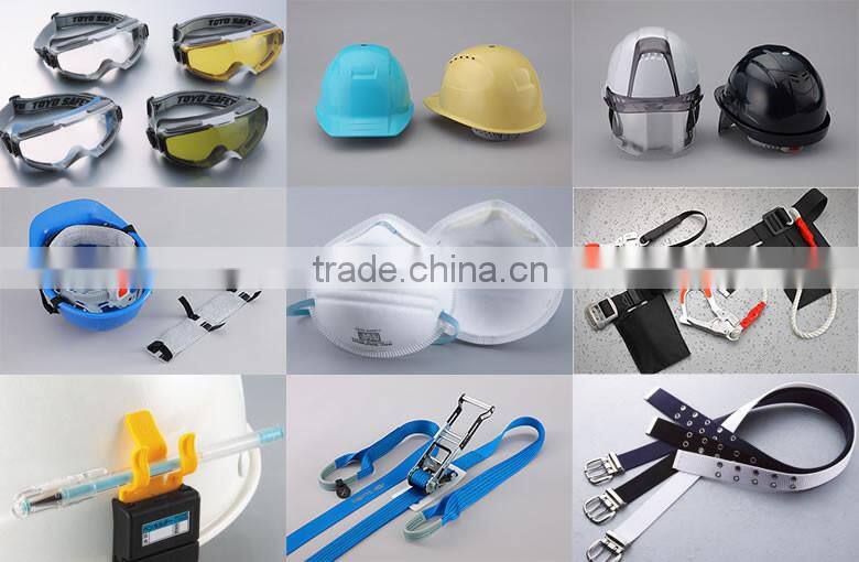Comfortable pesticide respirator mask with replacement filters